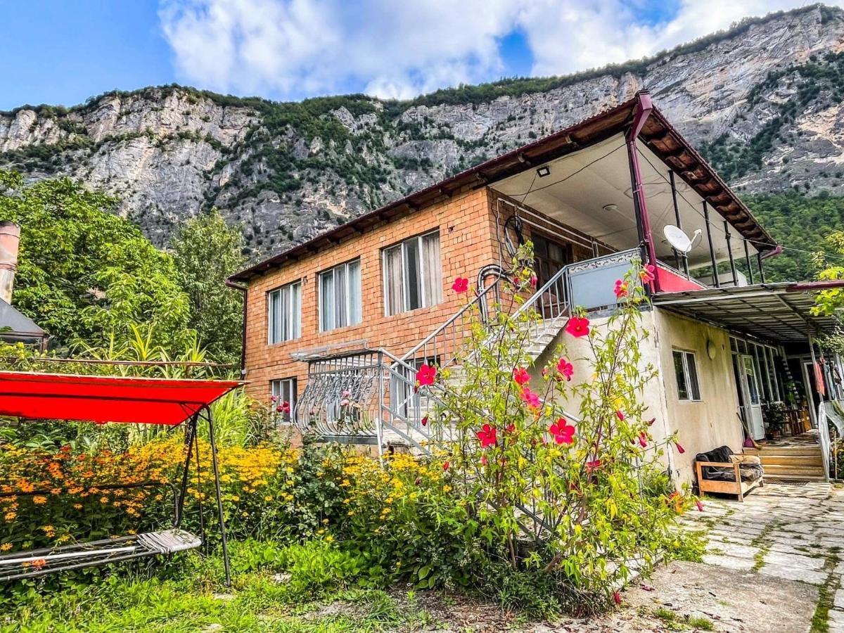 Guest House Oasis - Tvishi Dış mekan fotoğraf