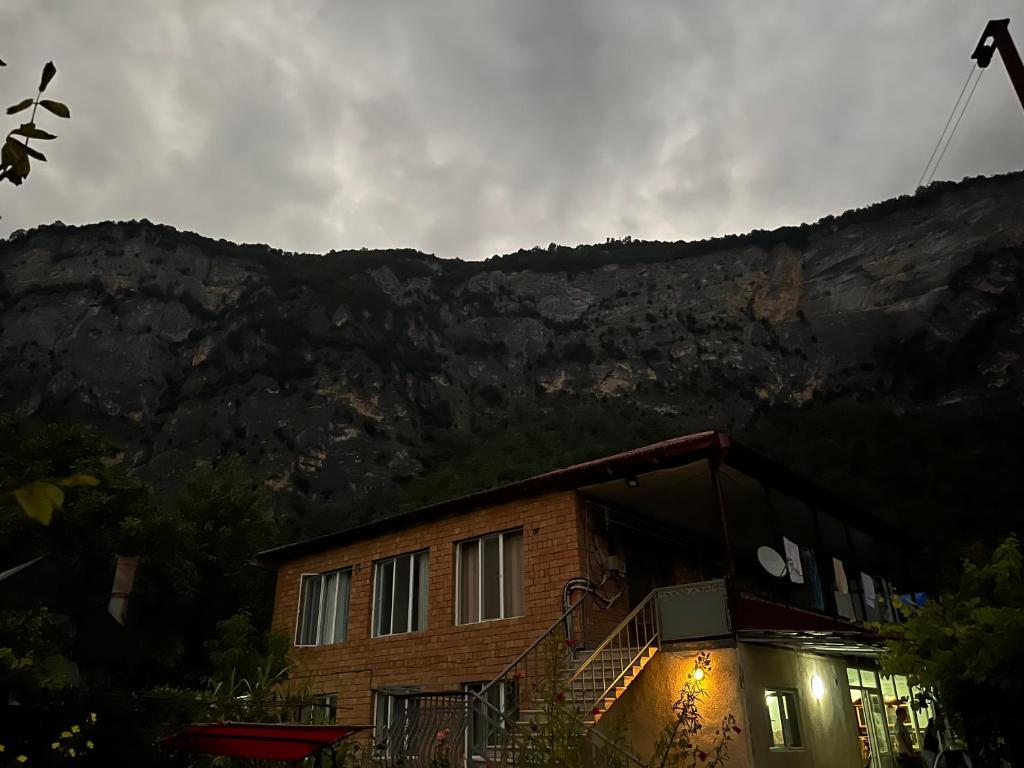 Guest House Oasis - Tvishi Dış mekan fotoğraf